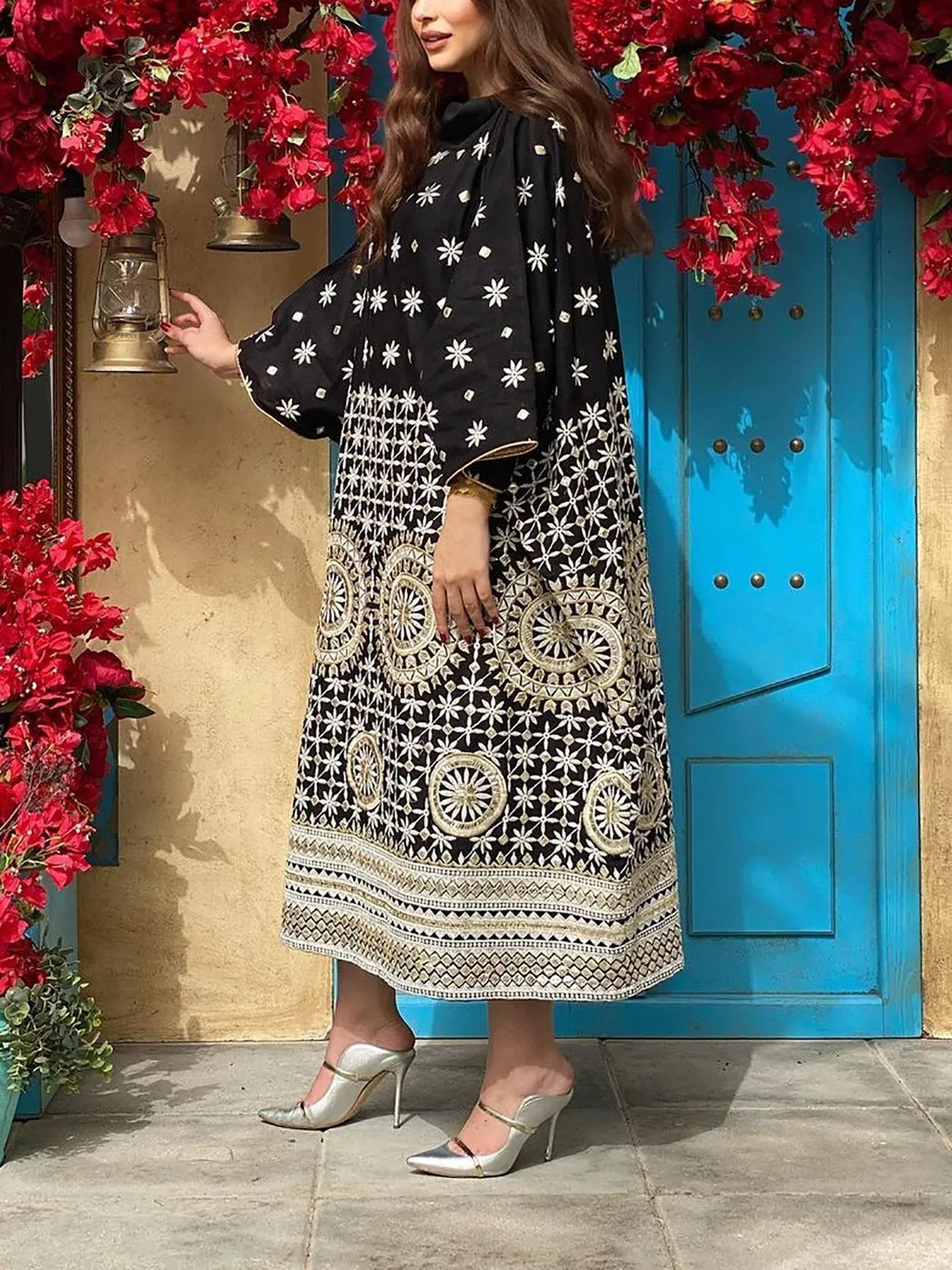 baggy black pattern Ramadan kaftan dress