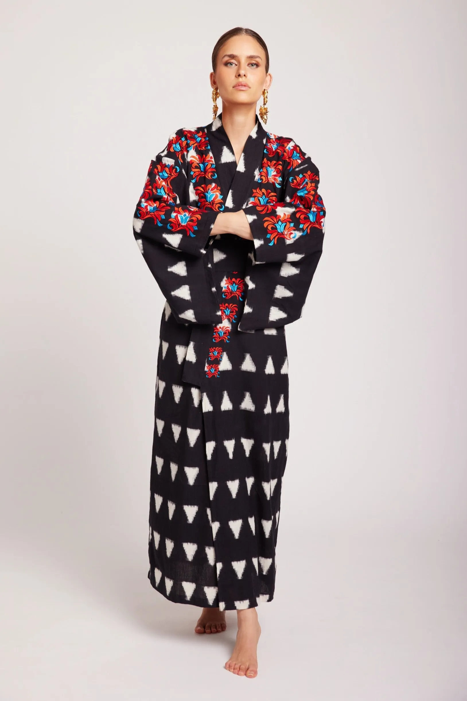 Black Savannah Naya Kimono
