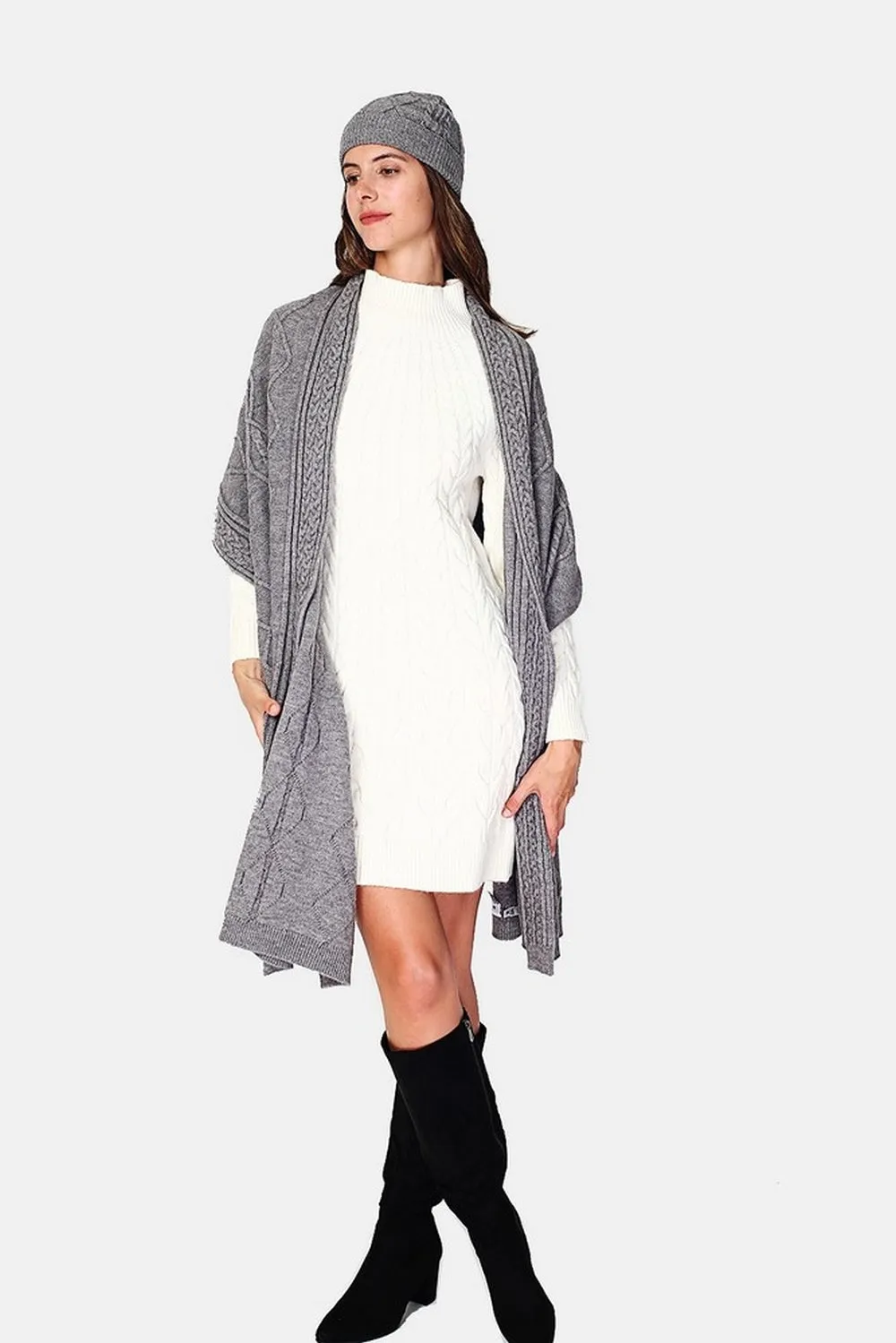 Cable-knit oversized scarf