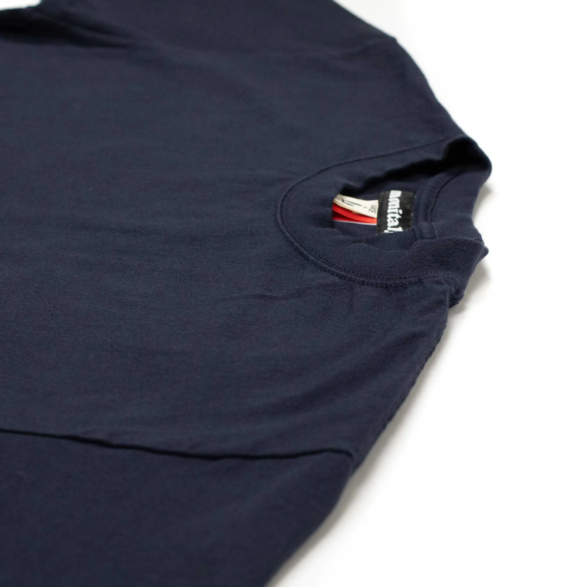 Exclusive Cinta border tee in navy cotton