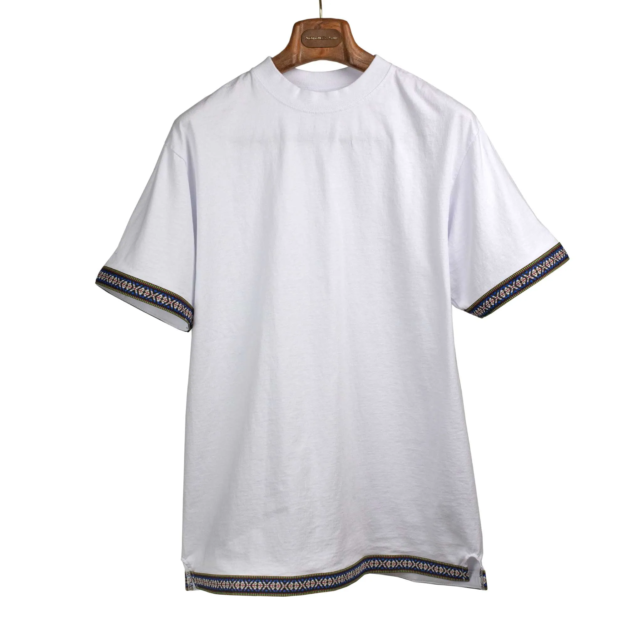Exclusive Cinta border tee in white cotton