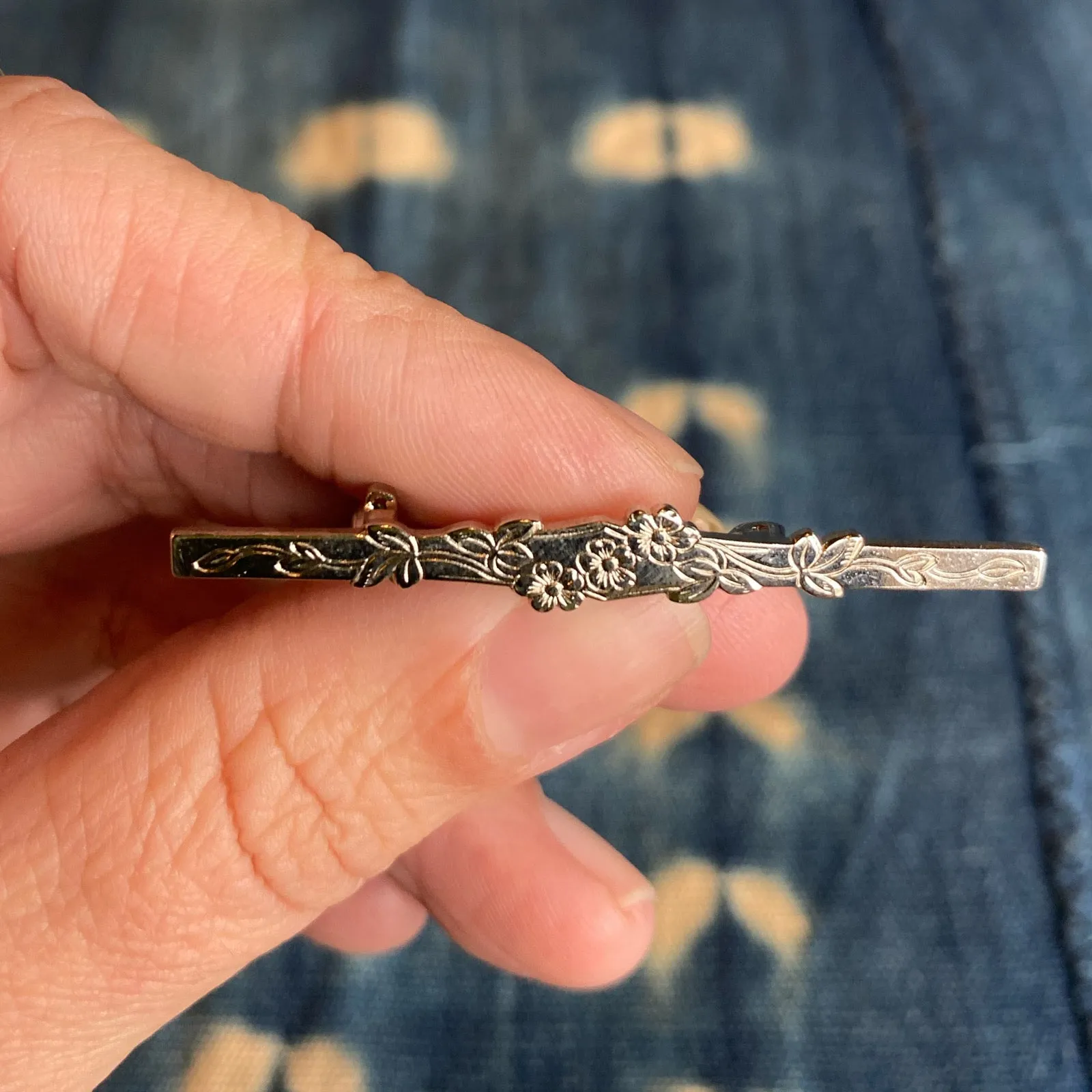 Floral Bar Pin