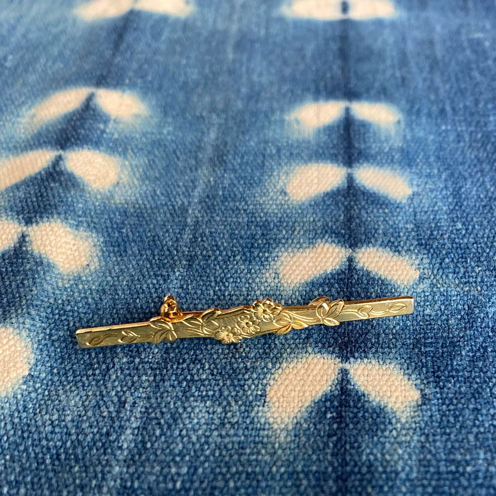 Floral Bar Pin