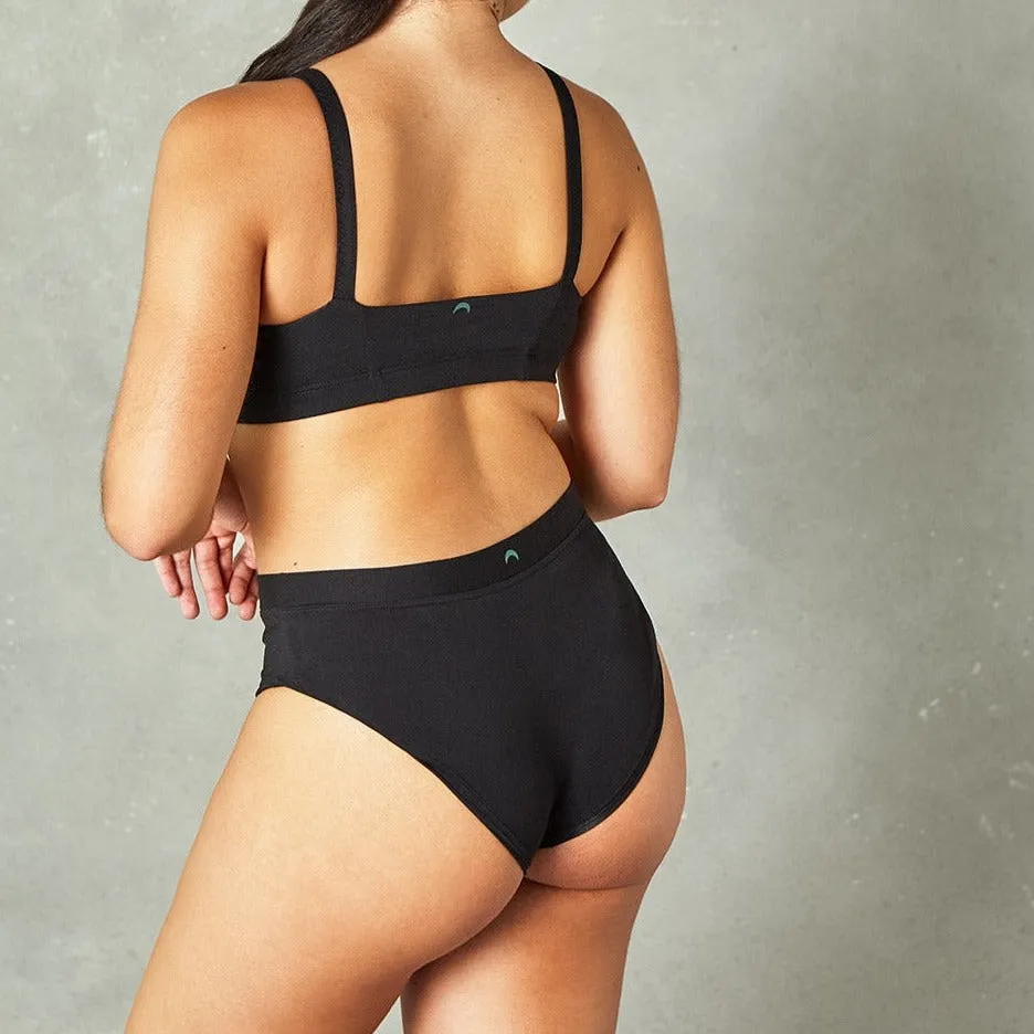 Huha // Cheeky Black