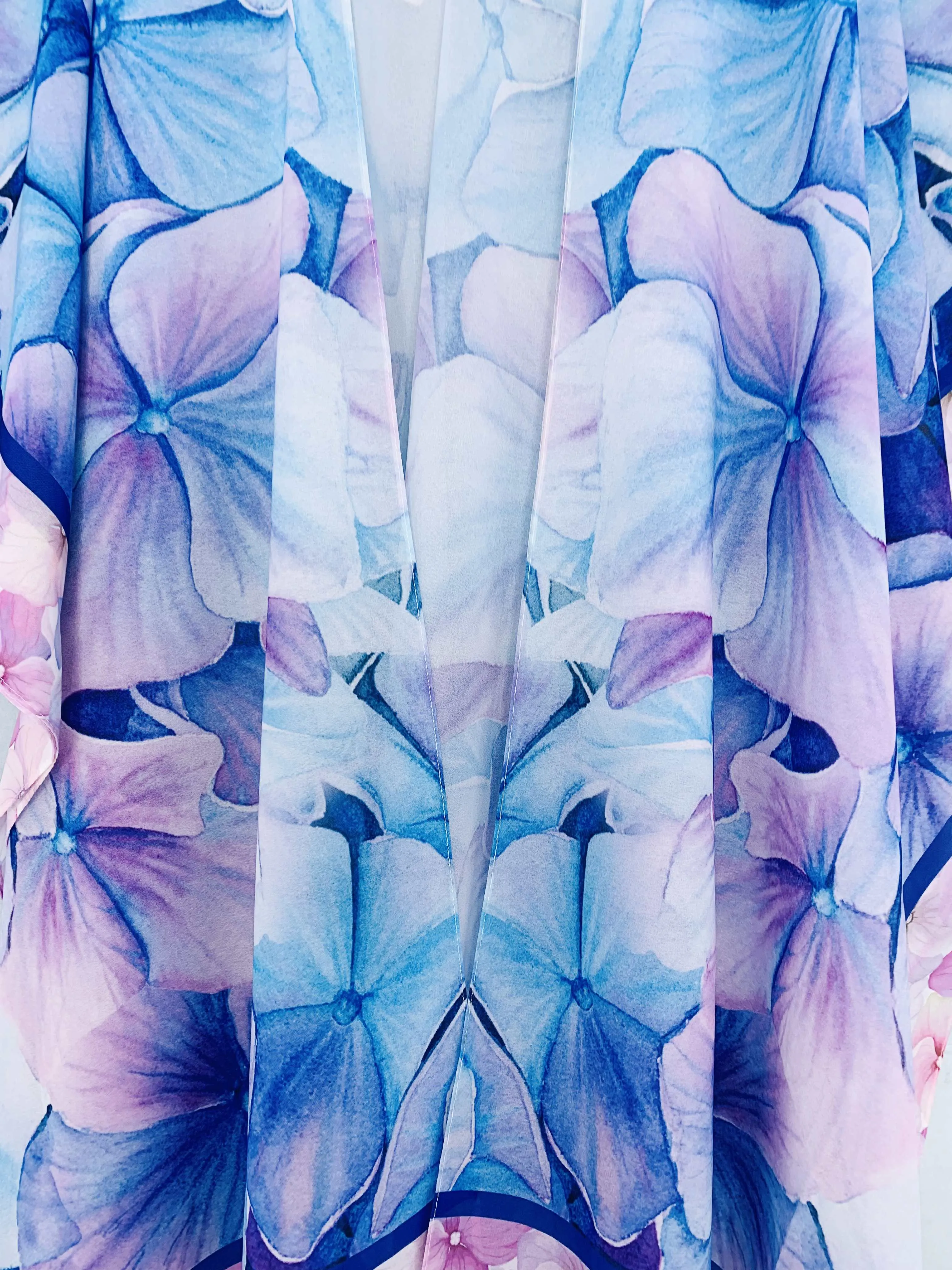 JC071031 Pink-Border-Blue Floral Kimono