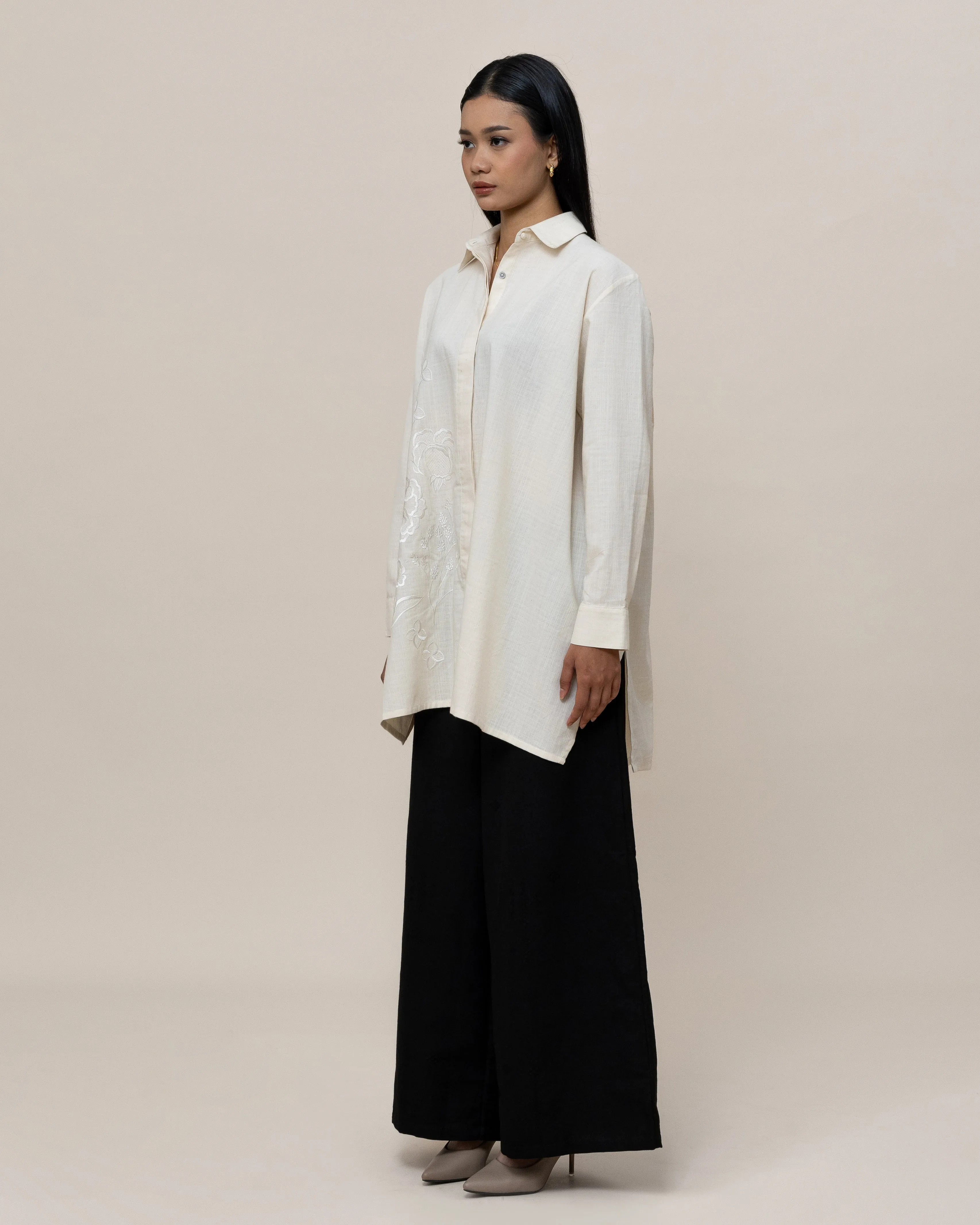 KAPAS - Embroidered Oversized Shirt (Gender Neutral)
