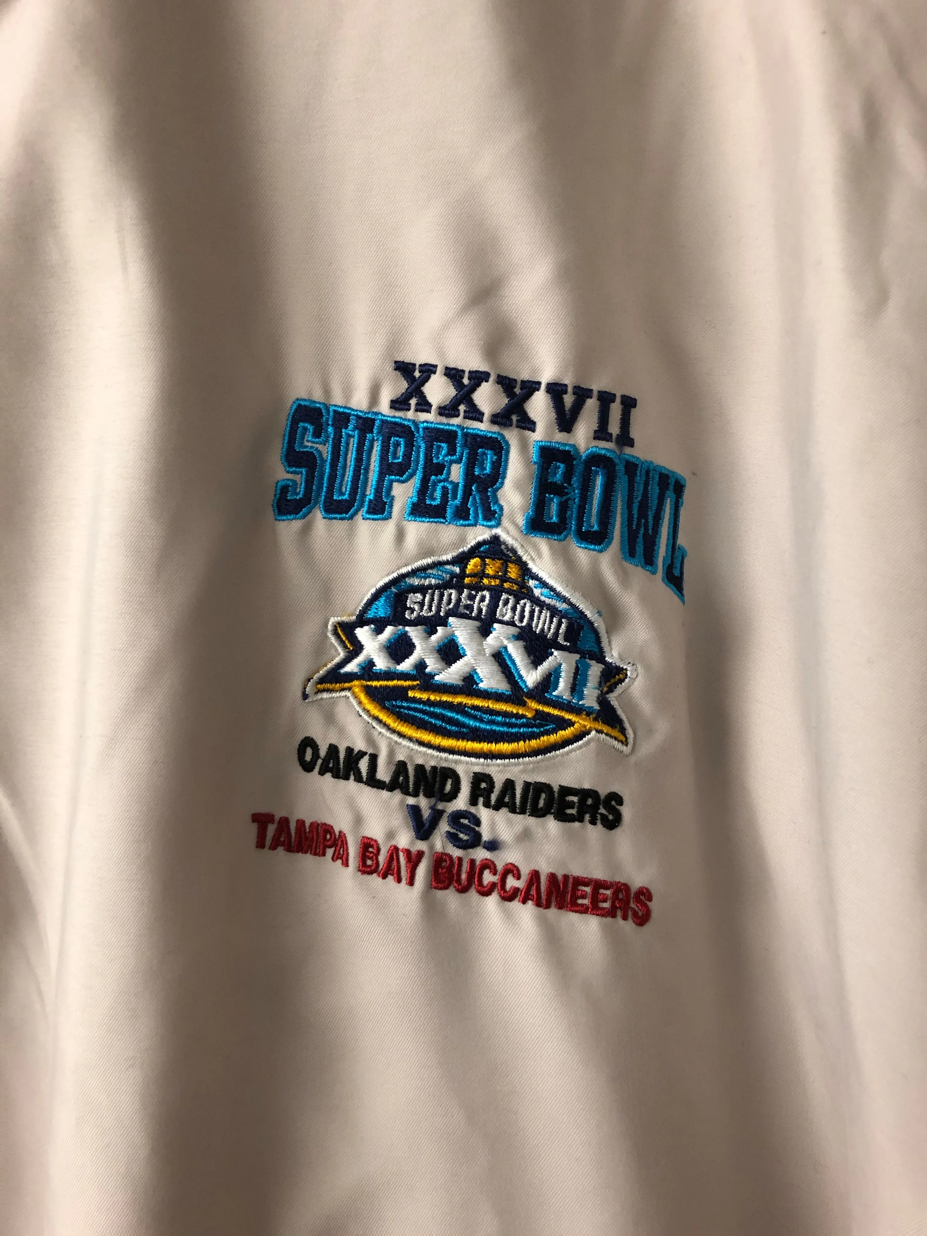 <€€* NFL SUPER BOWL XXXVII 2003 Oakland Raiders Tampa Bay Buccaneers Exclusive Stadium Collection Jacket XL Super Bowl