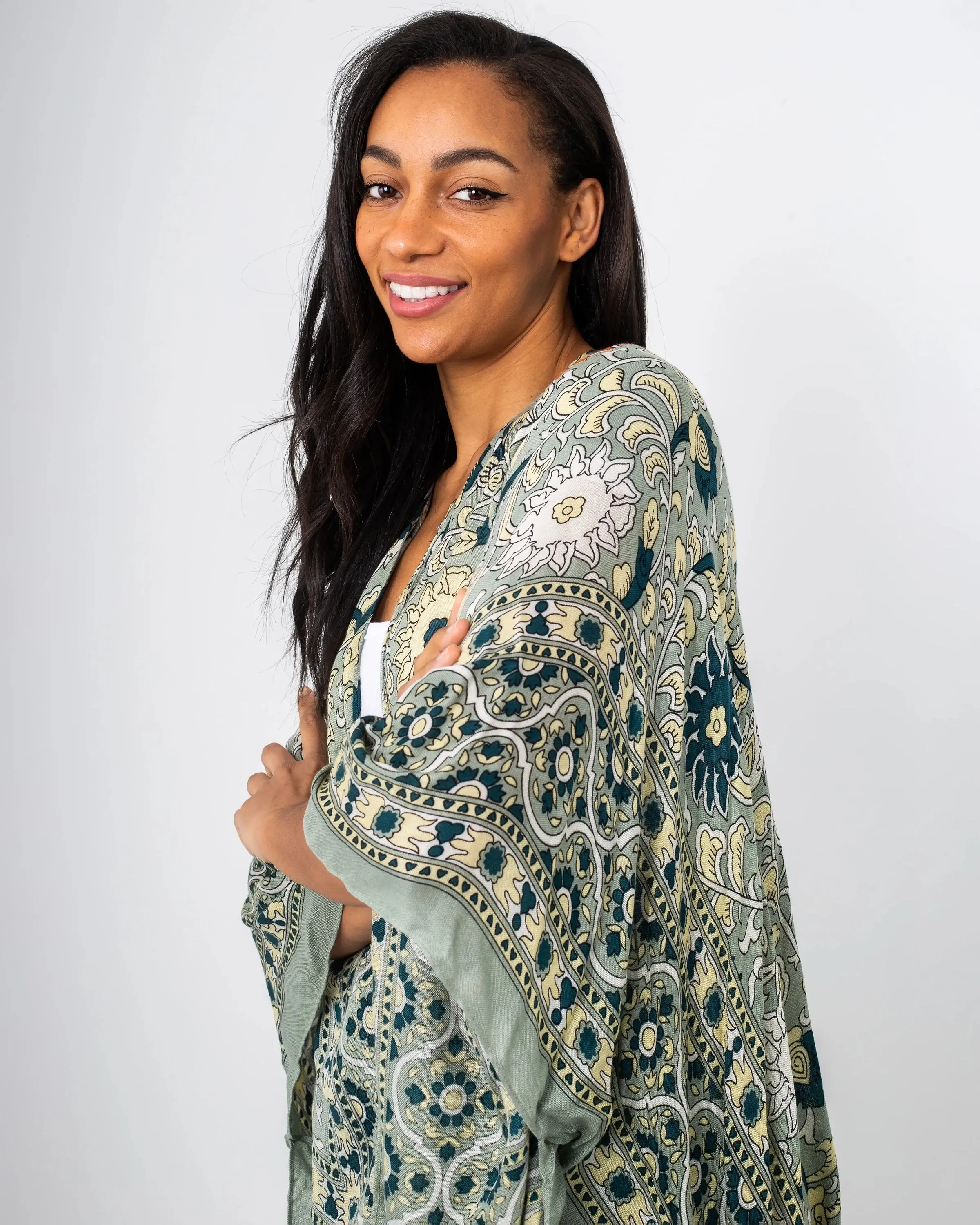 Magic Dance Border Print Kimono in Green Tea