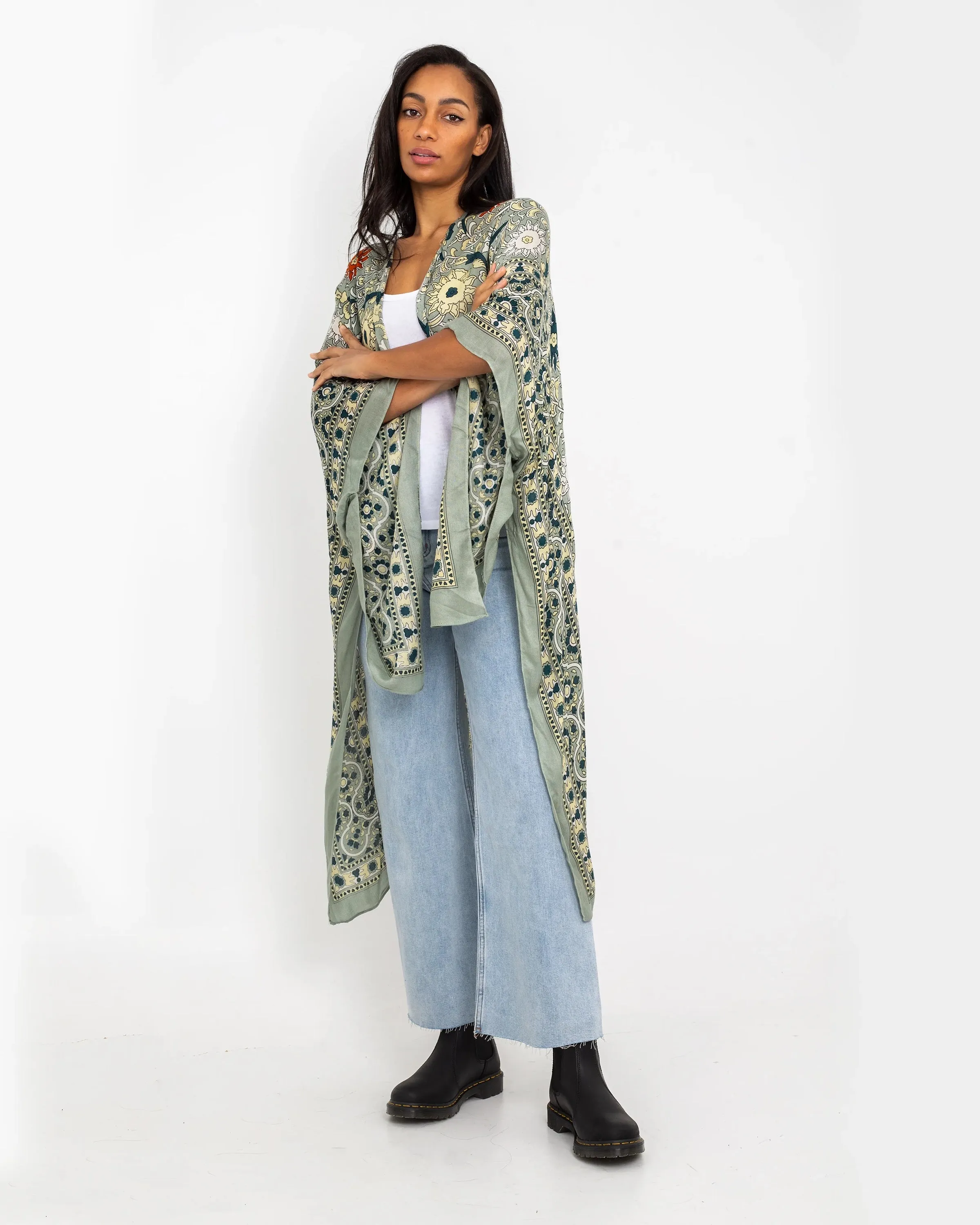 Magic Dance Border Print Kimono in Green Tea