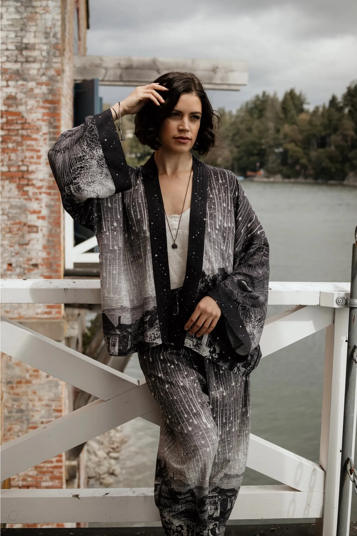 Market Of Stars Stargazer Cropped Bamboo Kimono Cardigan with Falling Stars