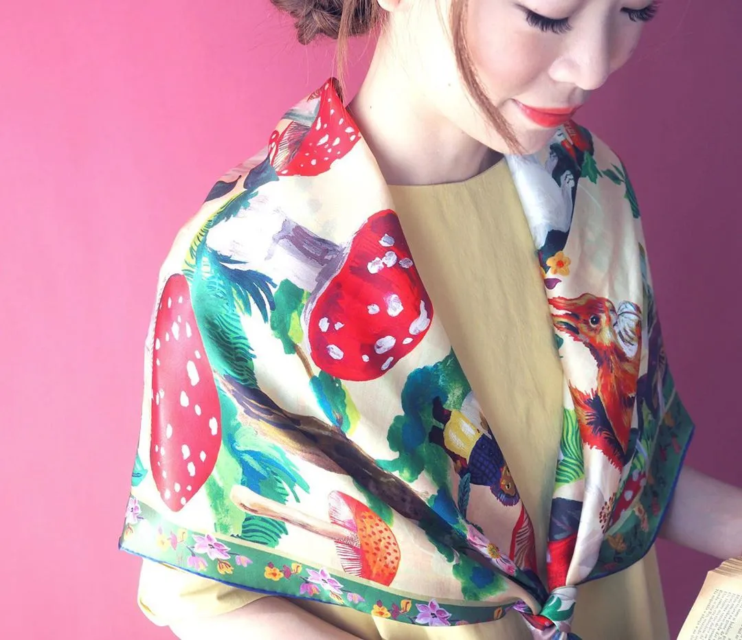 NL - Silk Scarf Rabbit & Mushroom (Beige)AW19