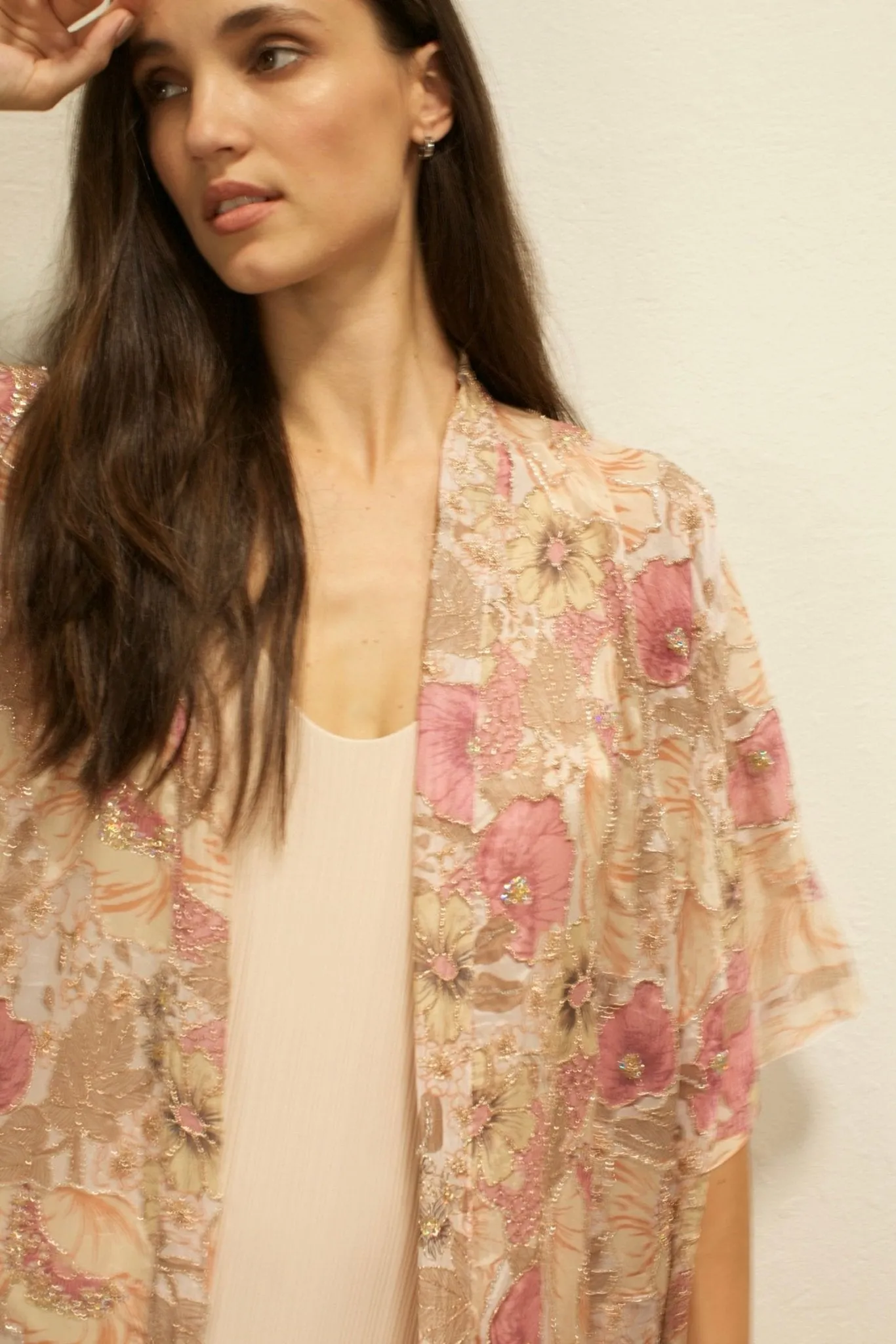 PINK GOLDEN SILK FLOWER KIMONO