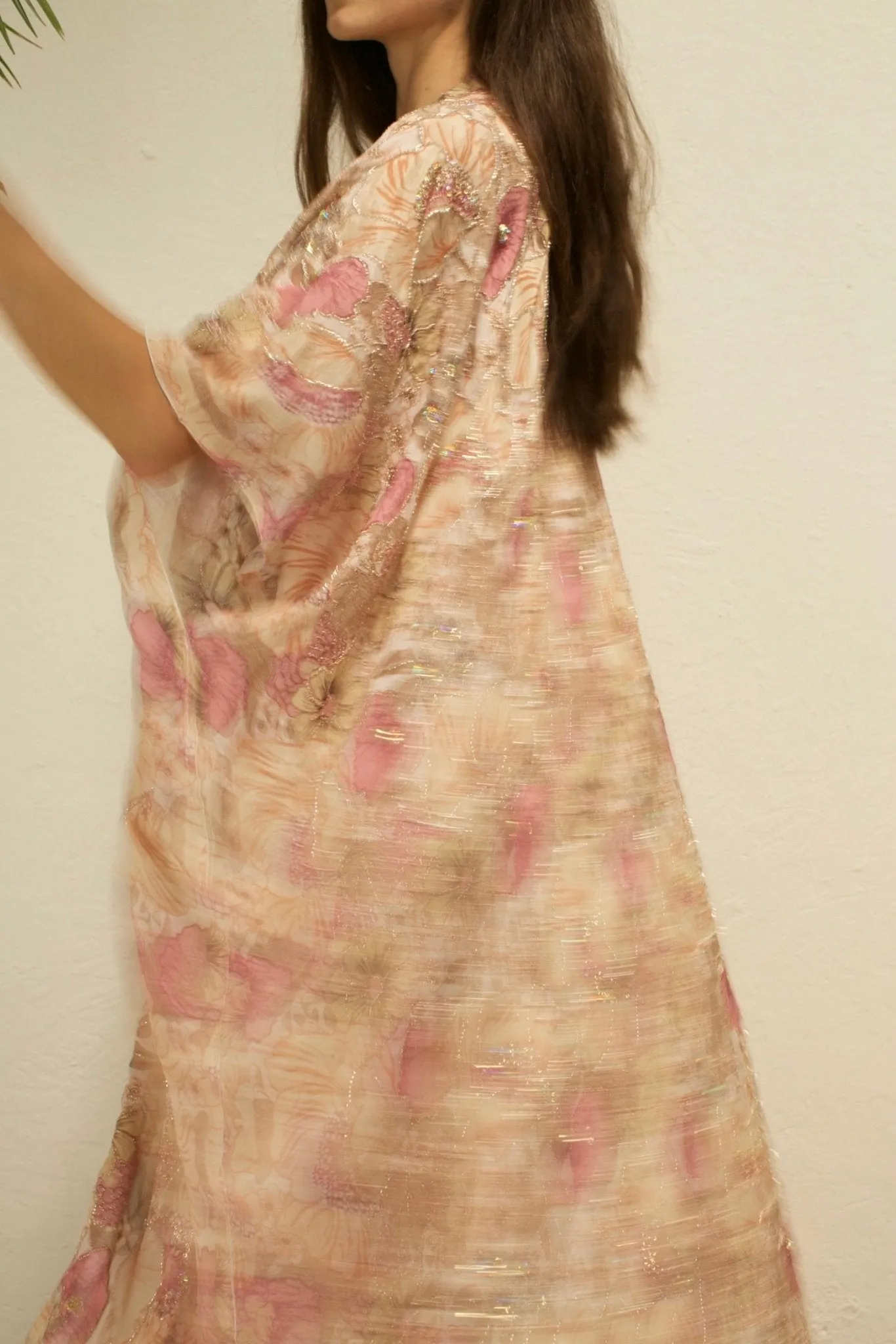 PINK GOLDEN SILK FLOWER KIMONO