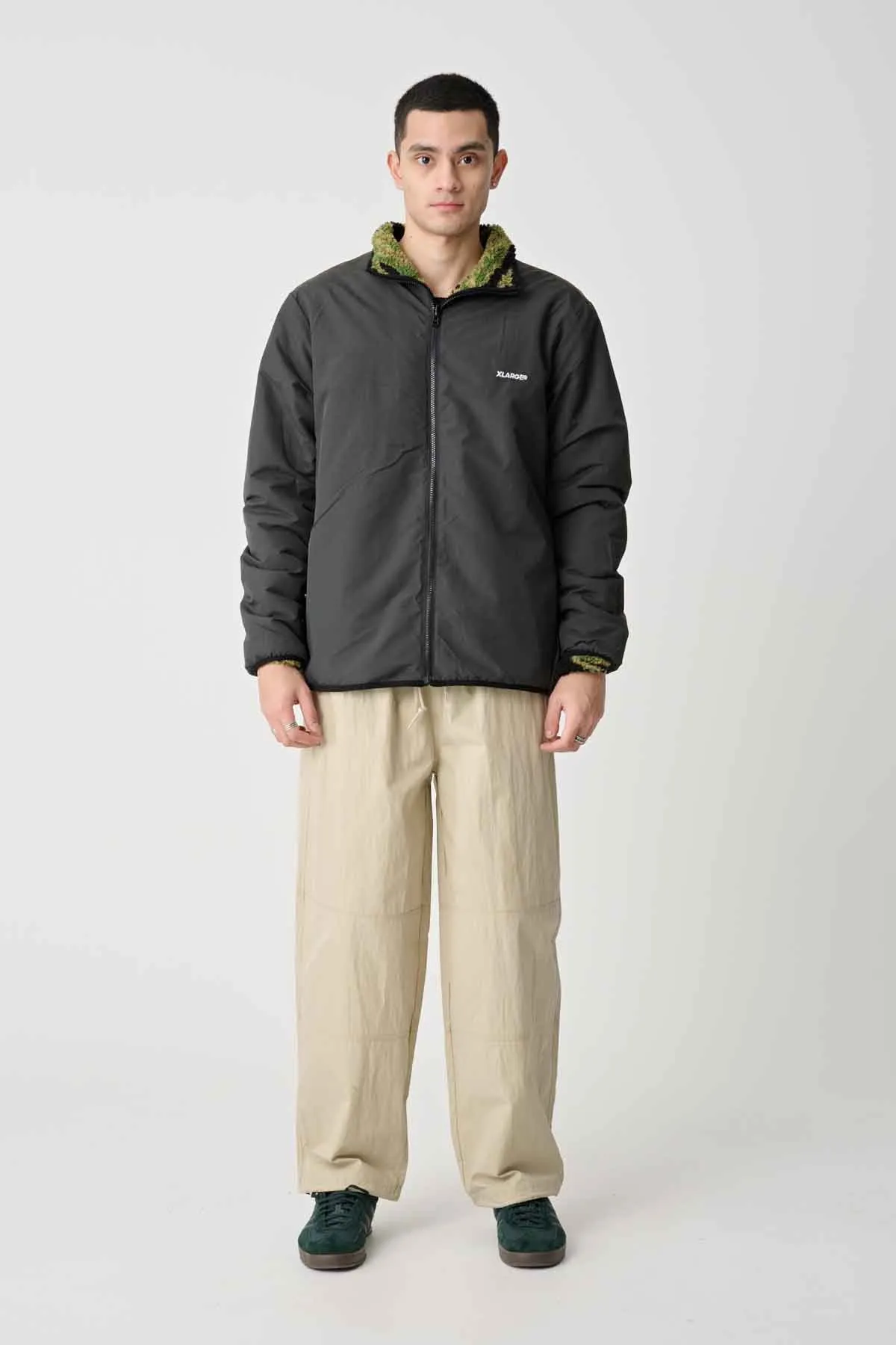 REVERSIBLE SHERPA JACKET - BLACK/CAMO
