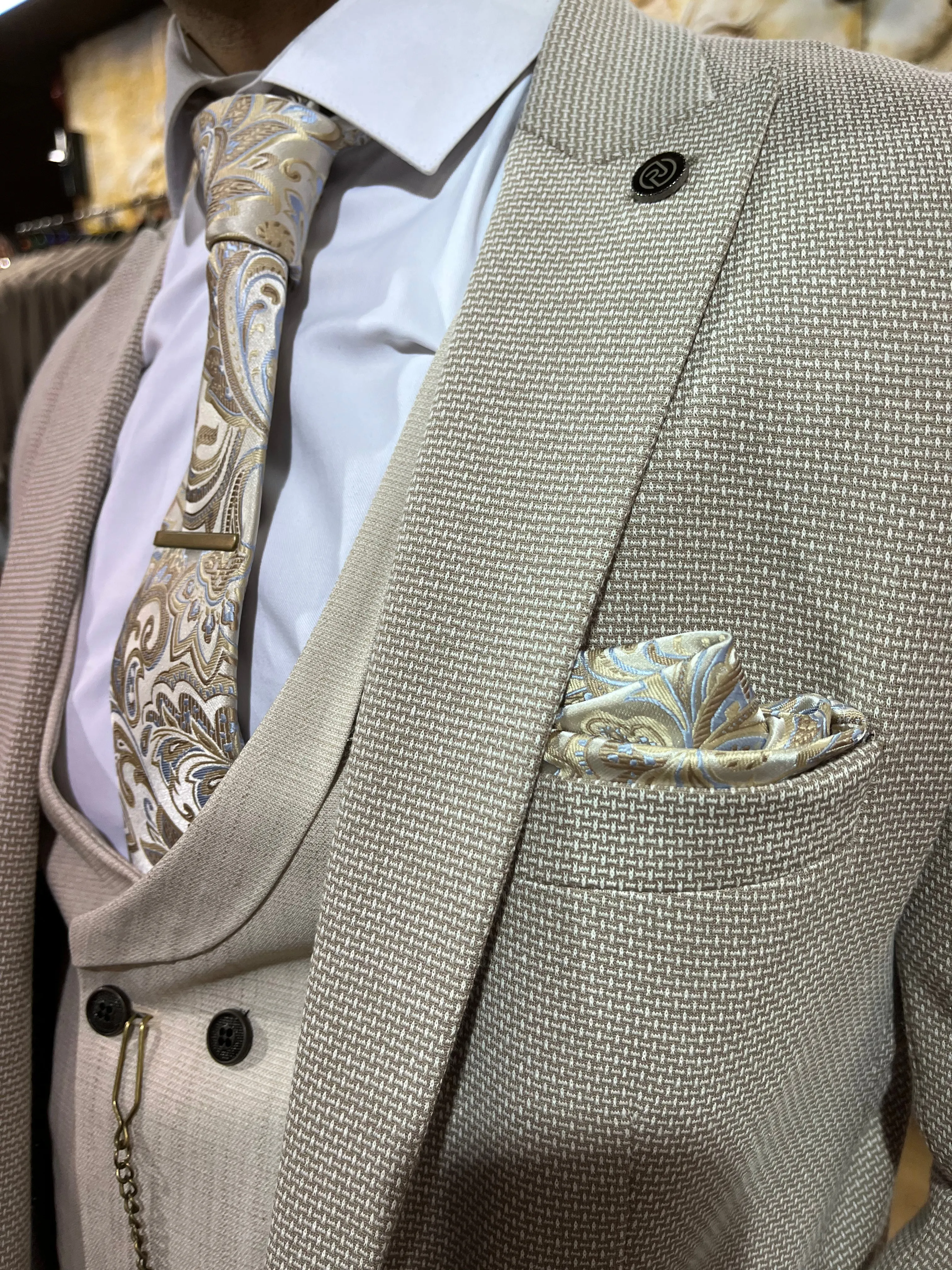 Ribery - Beige 3 Piece Suit