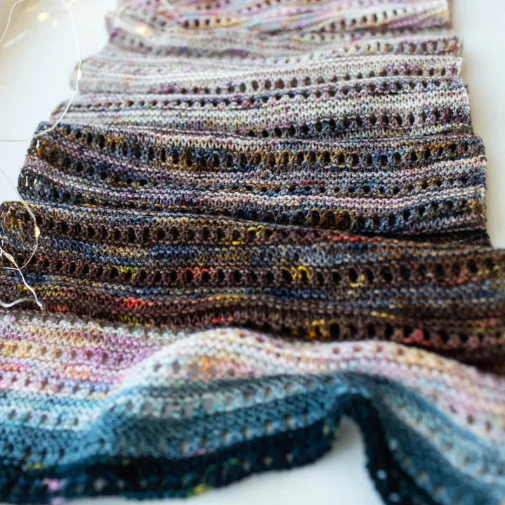 Rising Scarf