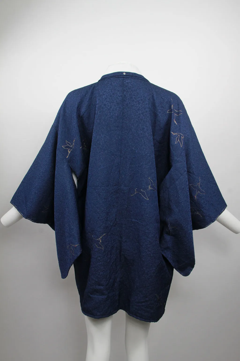 Short Kimono in a blue speckled fabric with gold crane details - M/L