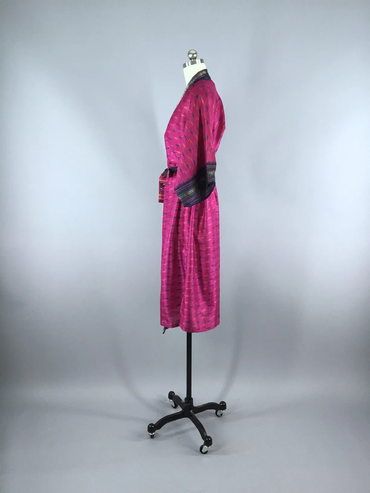 Silk Sari Robe / Magenta Pink Ikat