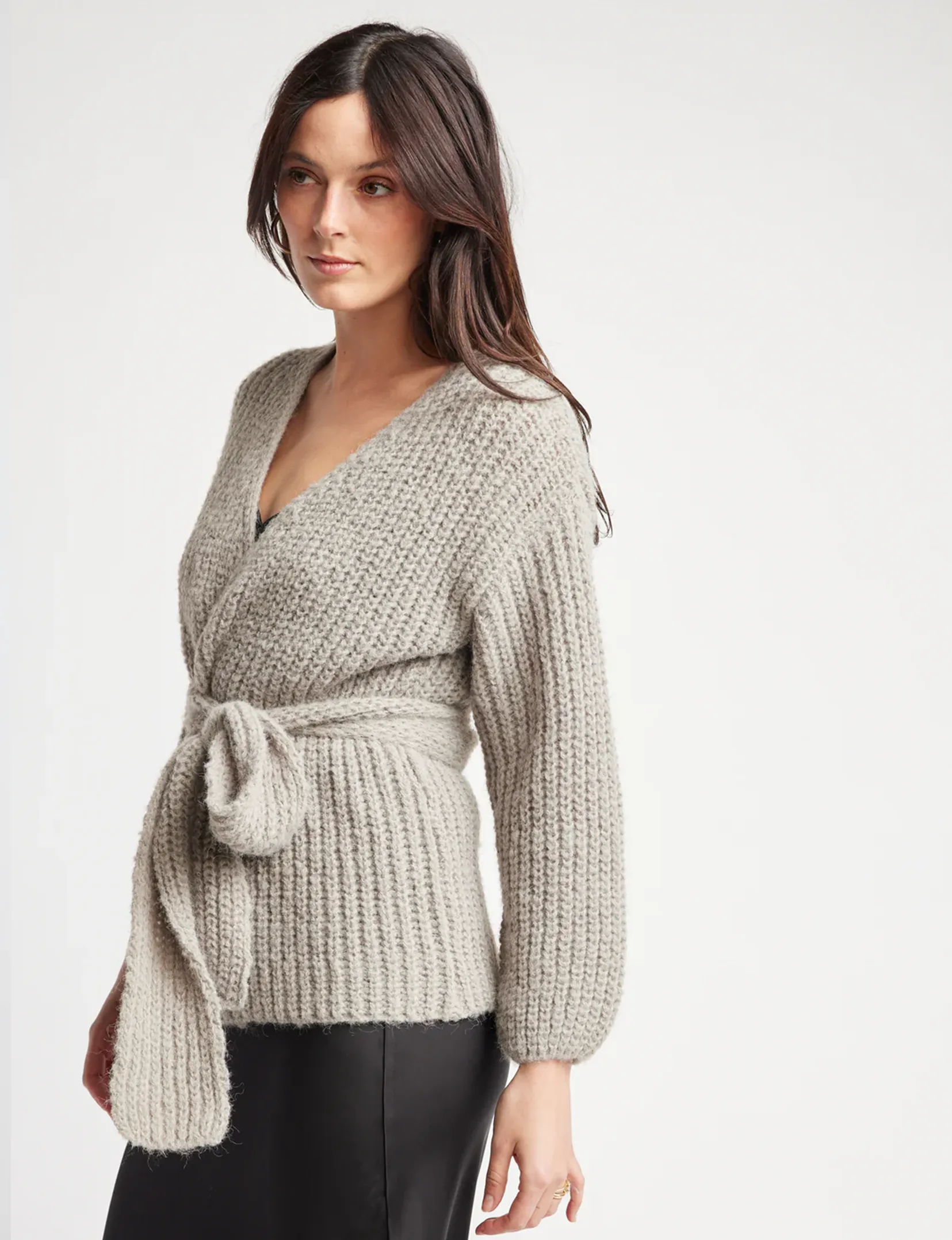 Tillie Cardigan, Dolphin
