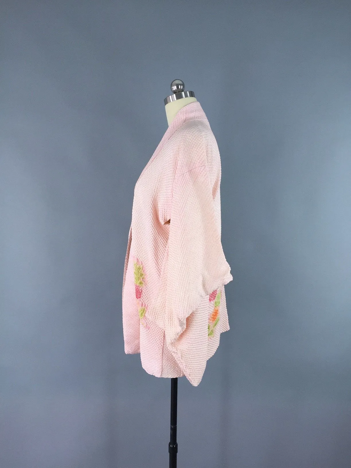 Vintage 1950s Silk Haori Kimono Cardigan Jacket Strawberry Fruit Novelty Print