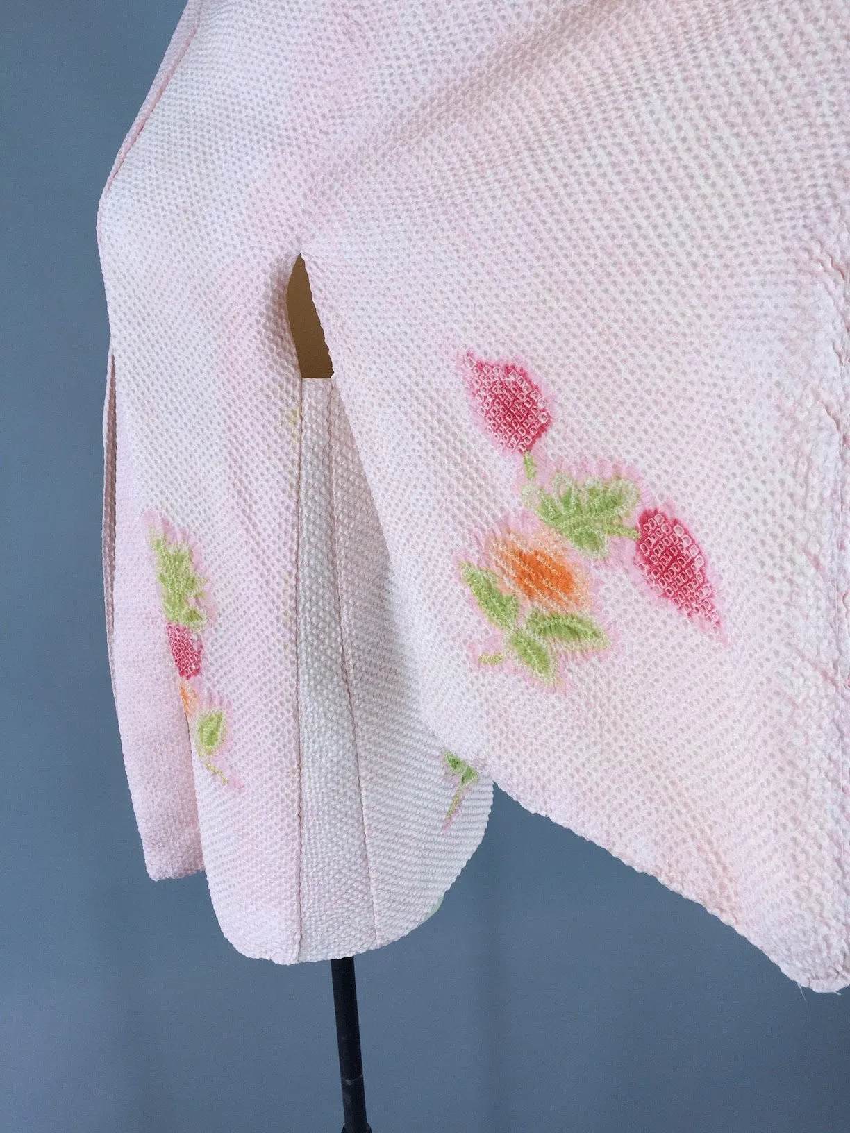 Vintage 1950s Silk Haori Kimono Cardigan Jacket Strawberry Fruit Novelty Print