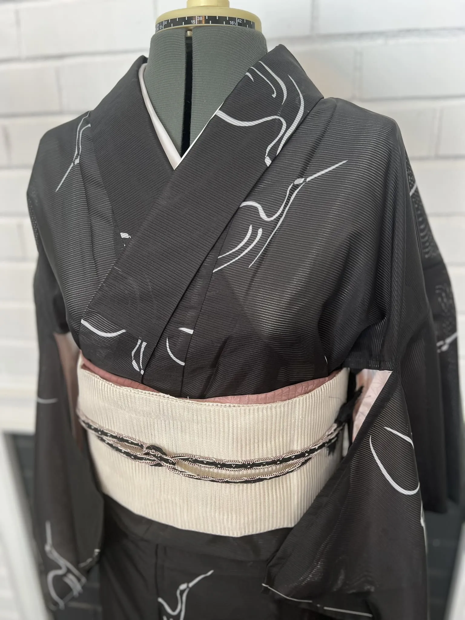WASHABLE KIMONO, Crane, Black, Size: M / Japanese Traditional Women's Summer Kimono