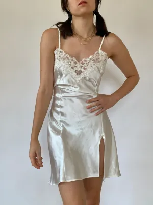Y2K Pearl Slip