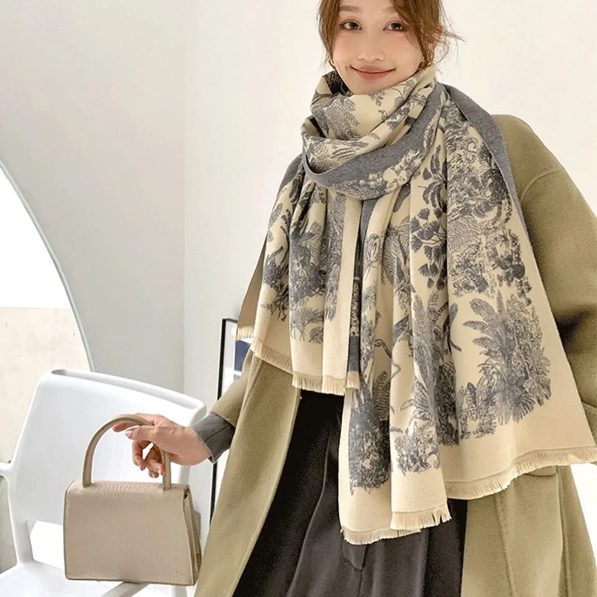 YR243  Leaf print faux cashmere scarf