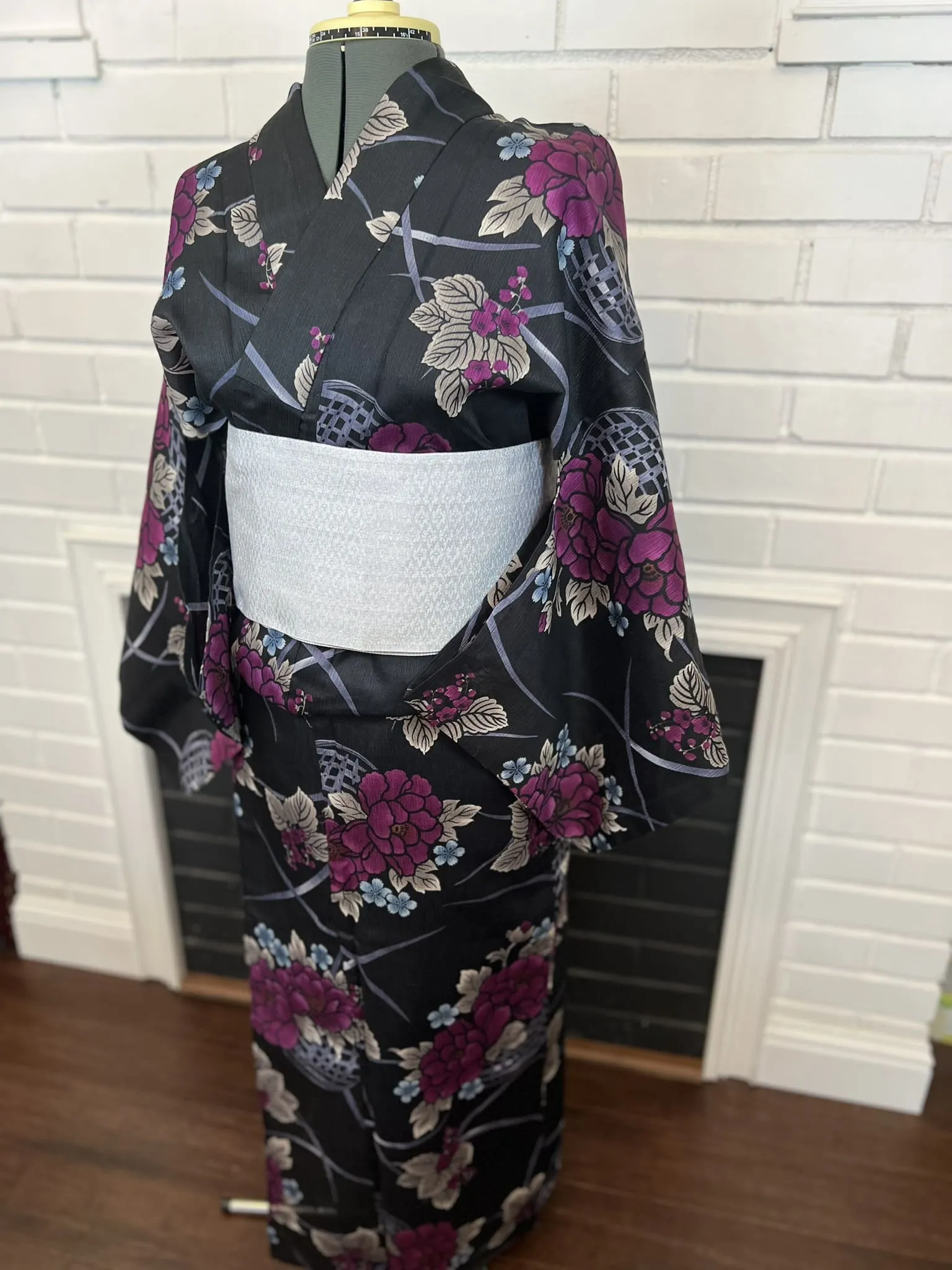 YUKATA, Purple flower, Size: Free / Japanese Traditional Women's Yukata